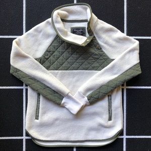 Abercrombie and Fitch pullover fleece
